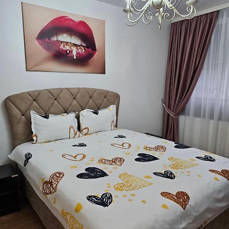 Chic Apartment- Place To Remember Galaţi Exteriör bild