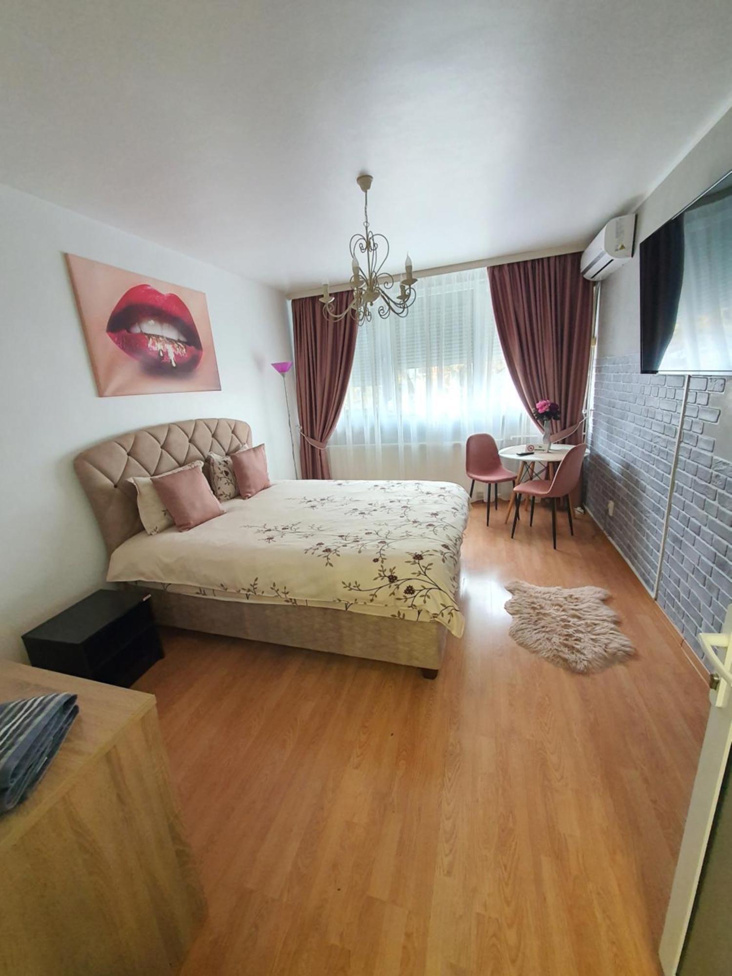 Chic Apartment- Place To Remember Galaţi Exteriör bild